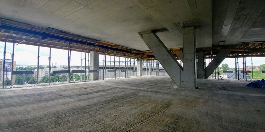  - Reinforced concrete angle braces 