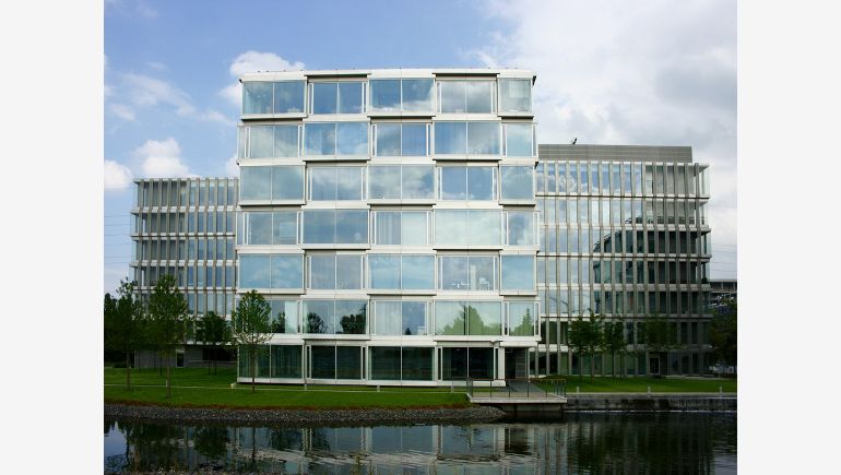 Cztery budynki kompleksu zostały wycenione na 139 mln euro