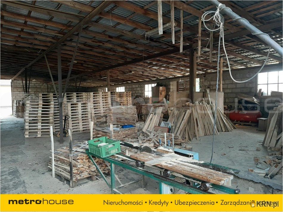 Kowiesy - 1076.00m2 - 