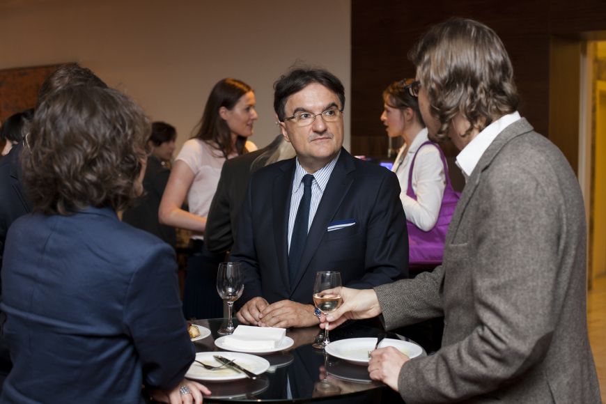  - Rozmowy w kuluarach