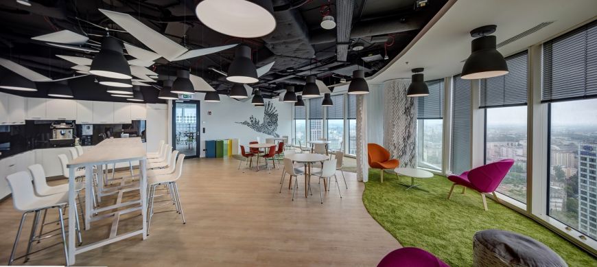  - Polish motifs in the office of JLL - ceiling panels in the form of stork's wings