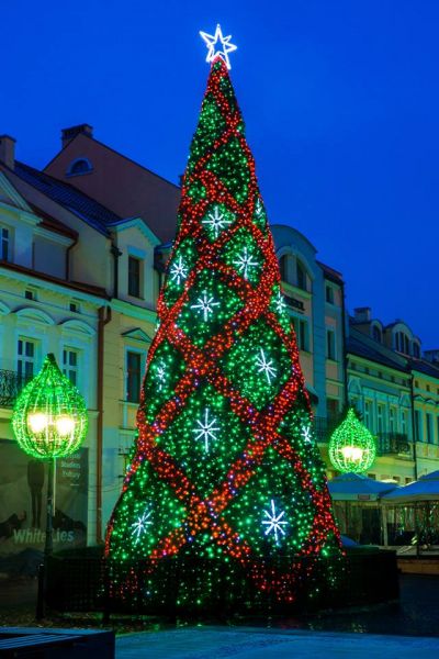  - Miejska choinka w Rzeszowie, źródło: facebook.com/Rzeszow.stolica.innowacji