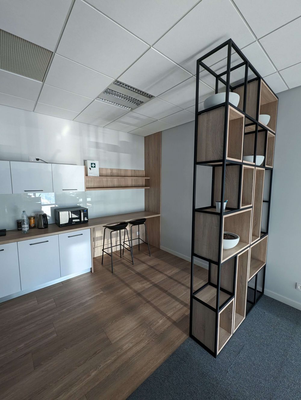 BENACO – lokal biurowy o pow. 165,42 m2 na II piętrze. - 