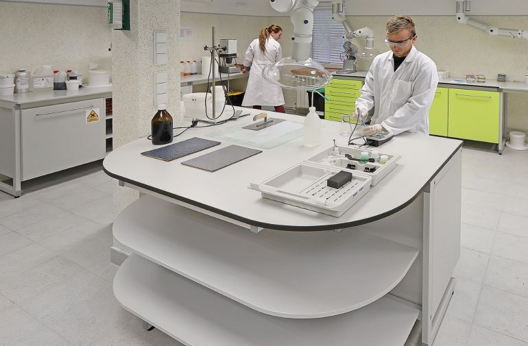 New laboratory (area: 150 sqm), pic Flowcrete Poland
